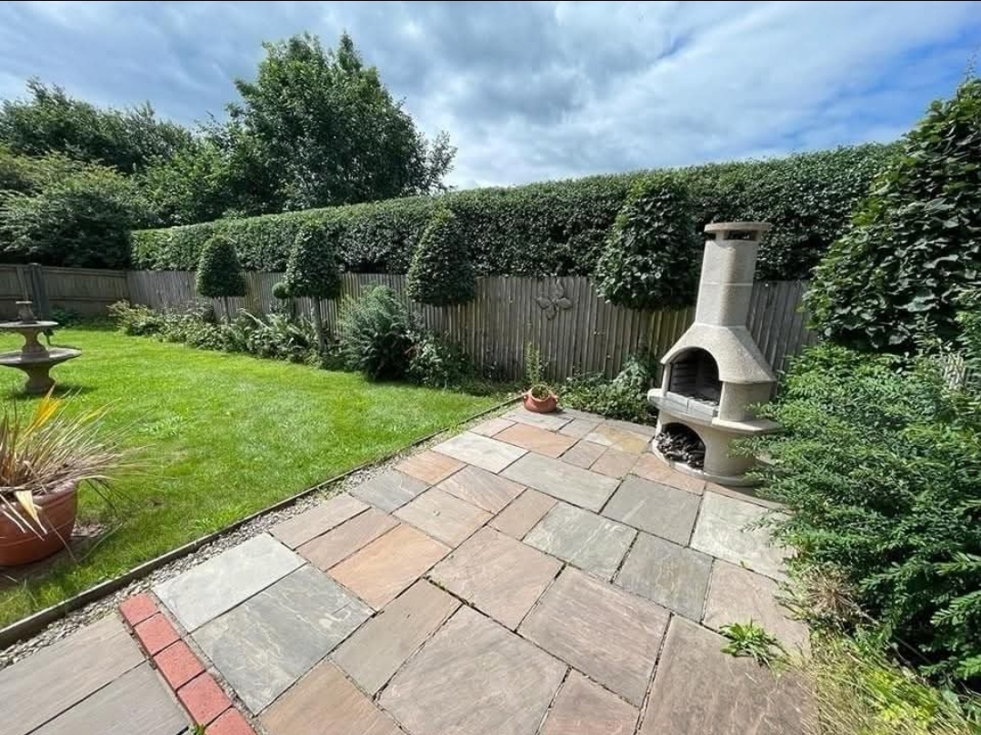 landscaping Caerphilly