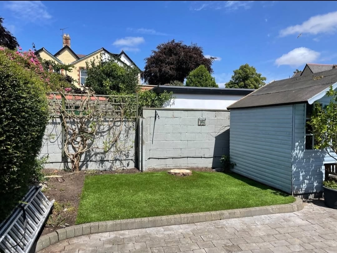 decking installation Caerphilly